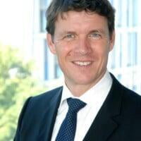 Dr. Philip Nölling