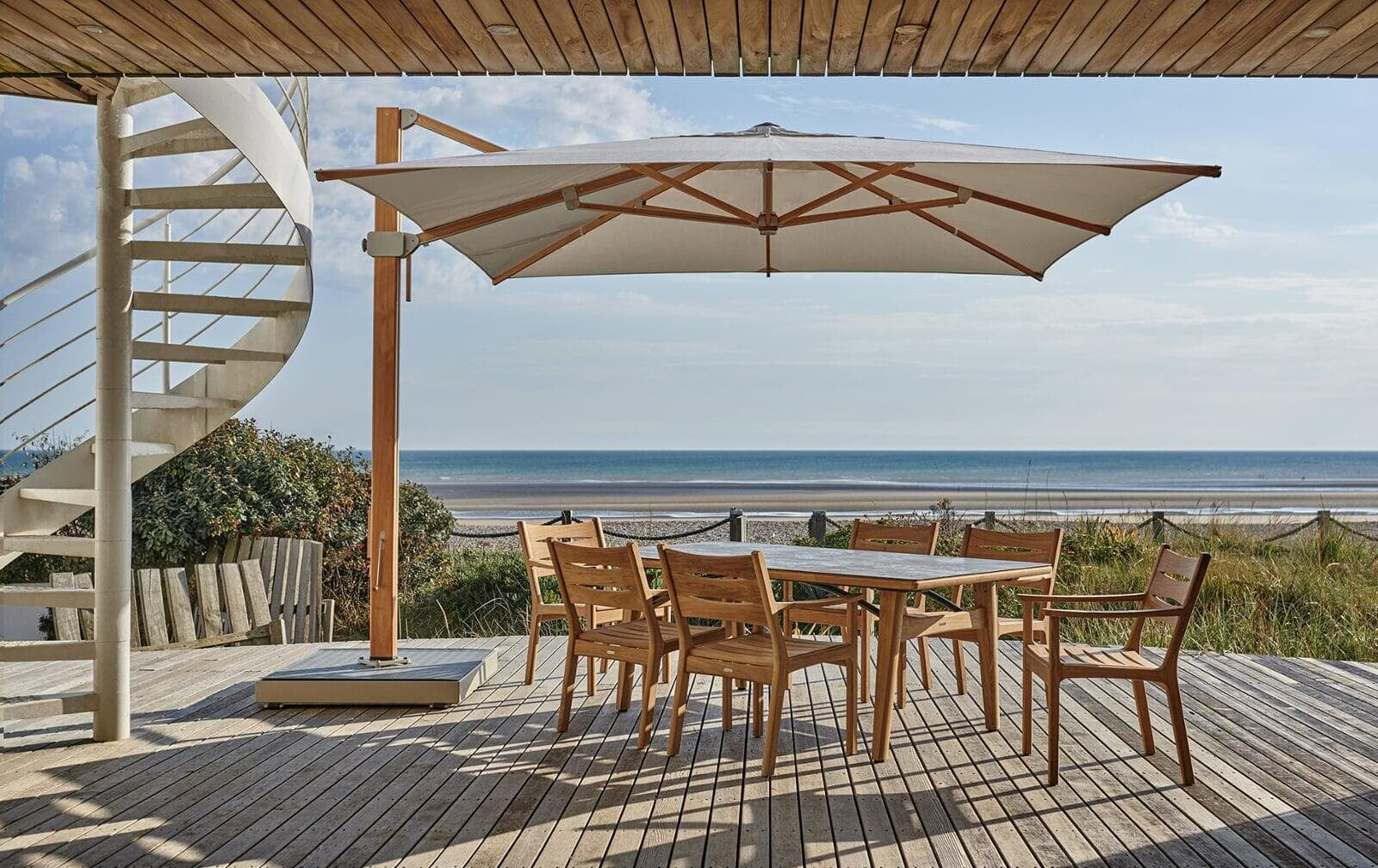 Napoli Cantilever Parasol 4m, Monterey Table with Monterey Teak Armchairs