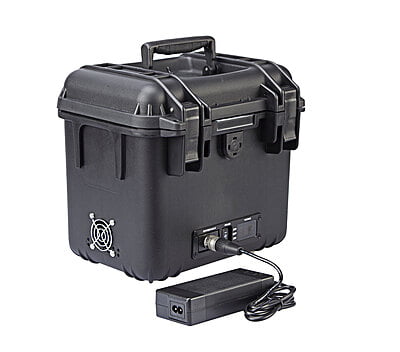 S-4040 | 4-Battery power station box with 48V+24V output S-4040 | 4-Battery power station box with 48V+24V output