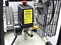 100L Oil Lubricated Air Compressor type Z 8 bar 390 L/min G80303 GEKO