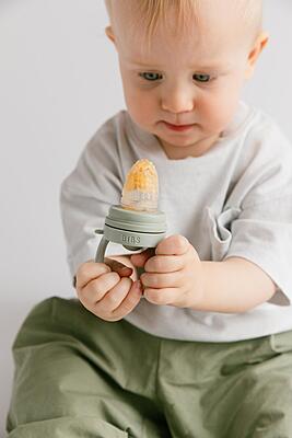 BIBS Baby Feeder Ivory BIBS Baby Feeder Ivory