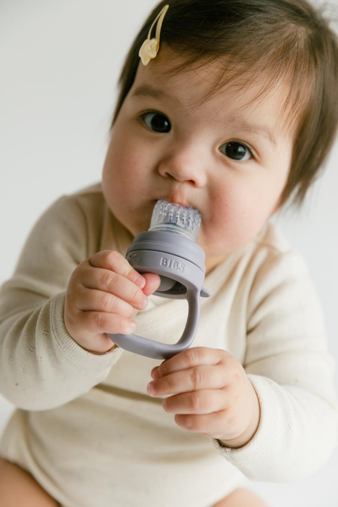 BIBS Baby Feeder Fossil Grey BIBS Baby Feeder Fossil Grey