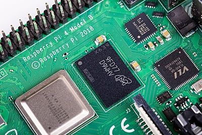 Raspberry Pi 4 Model B (1 GB) Raspberry Pi 4 Model B (1 GB)