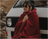 WARO par Plaids Cocooning - Plaid Cosy Monochrome Rosewood Rouge WARO par Plaids Cocooning - Plaid Cosy Monochrome Rosewood Rouge