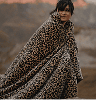 WARO par Plaids Cocooning - Plaid polaire wild Léopard WARO par Plaids Cocooning - Plaid polaire wild Léopard