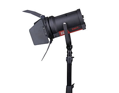 FL-C60D | 60W LED Spotlight, 25000lux, V-Mount, DMX FL-C60D | 60W LED Spotlight, 25000lux, V-Mount, DMX