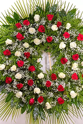 Guirnalda de Rosas Guirnalda de Rosas