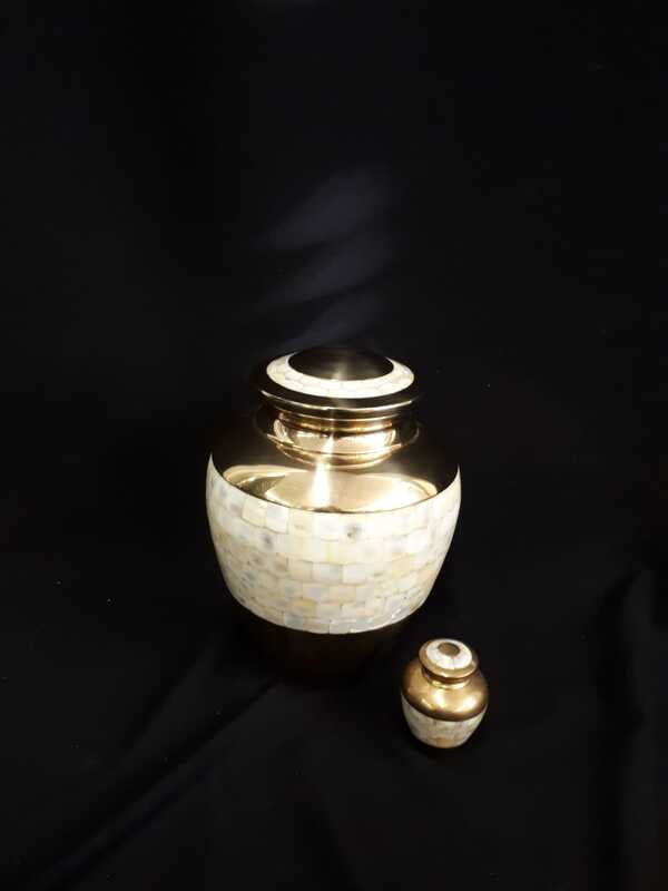 Urn Messing Urn Messing