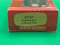 Hornby - R.733 - Palethorpes 6 Wheel Van