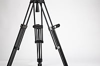 TOWER150 | Aluminum Camera Tripod KIT, with SWIT TH150 Fluid Video Head, Ground Spreader, 15kg Payload, Soft Bag TOWER150 | Aluminum Camera Tripod KIT, with SWIT TH150 Fluid Video Head, Ground Spreader, 15kg Payload, Soft Bag