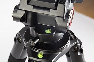 MUF50 | Aluminum Camera Tripod KIT, with SWIT TH50 Fluid Video Head, 5kg Payload, Soft Bag. MUF50 | Aluminum Camera Tripod KIT, with SWIT TH50 Fluid Video Head, 5kg Payload, Soft Bag.