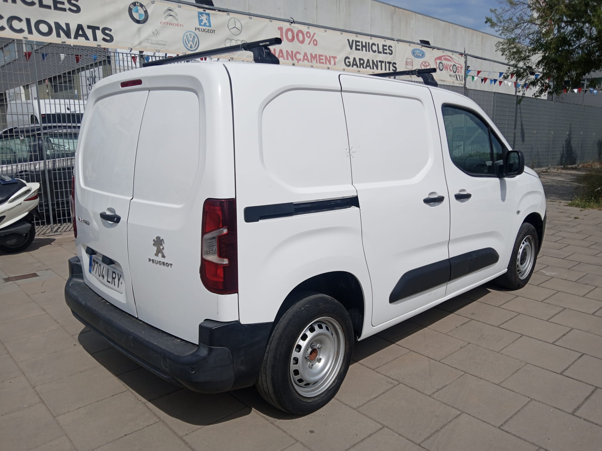 PEUGEOT PARTNER FURGON 15CC PEUGEOT PARTNER FURGON 15CC