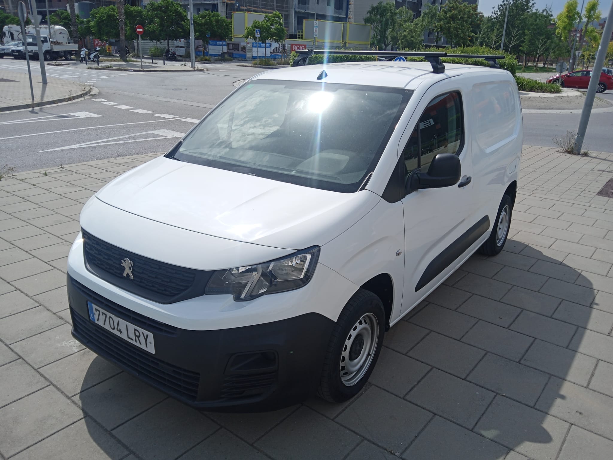 PEUGEOT PARTNER FURGON 15CC PEUGEOT PARTNER FURGON 15CC