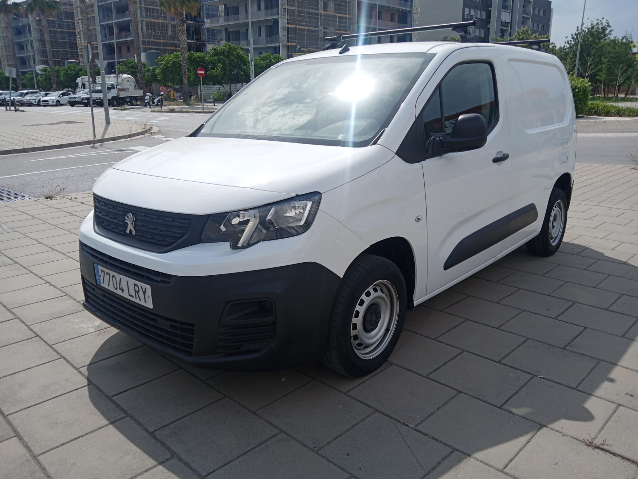 PEUGEOT PARTNER FURGON 15CC PEUGEOT PARTNER FURGON 15CC