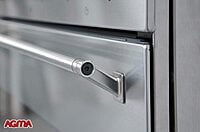 239 - Colonna con forno e porte battenti. Dim. 600x580x2120 mm 239 - Colonna con forno e porte battenti. Dim. 600x580x2120 mm