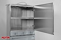 239 - Colonna con forno e porte battenti. Dim. 600x580x2120 mm 239 - Colonna con forno e porte battenti. Dim. 600x580x2120 mm
