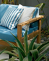 Linear DS Two-Seater Settee