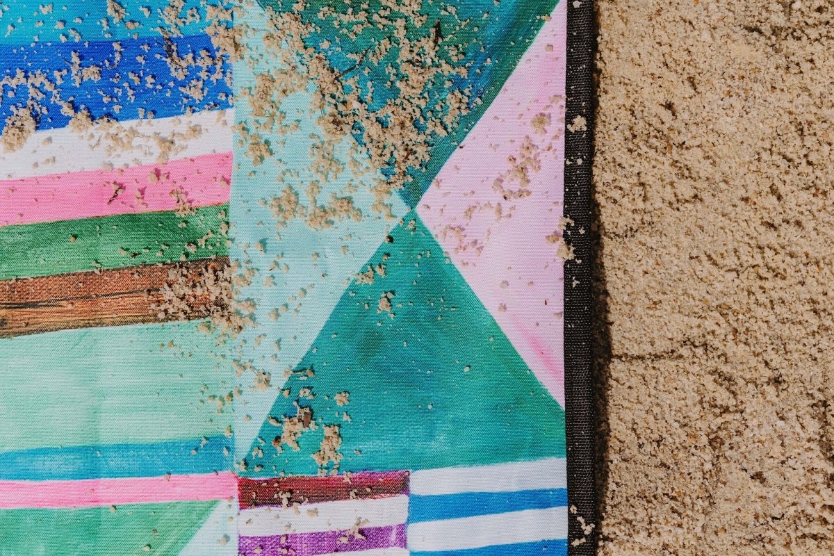 Daydreamer Really Big Picnic Rug and Backpack Set Daydreamer Really Big Picnic Rug and Backpack Set