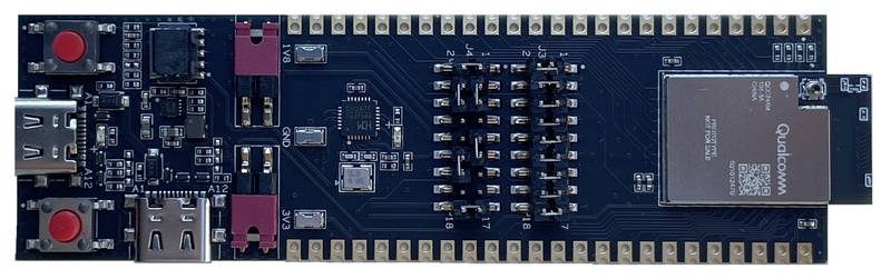 Qualcomm QCC744M Development Kit Qualcomm QCC744M Development Kit