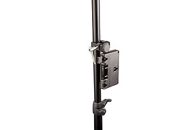 S-7200A | Gold-mount battery plate with clamp for tripod mount, and D-tap socket. S-7200A | Gold-mount battery plate with clamp for tripod mount, and D-tap socket.