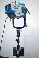 TD-R210S | 500W Super High load 48V/24V Flexible Stand-mounted Adaptor for dual batterieS, V-mount TD-R210S | 500W Super High load 48V/24V Flexible Stand-mounted Adaptor for dual batterieS, V-mount
