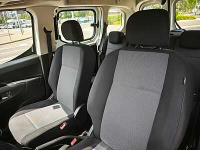PEUGEOT RIFTER COMBI 1.5 102 CV PEUGEOT RIFTER COMBI 1.5 102 CV