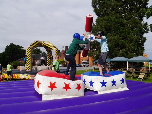 English & Dance Camp English & Dance Camp