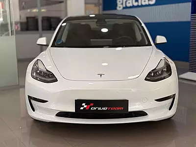 TESLA MODEL 3 PERFORMANCE