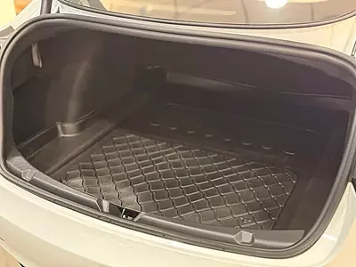 TESLA MODEL 3 PERFORMANCE