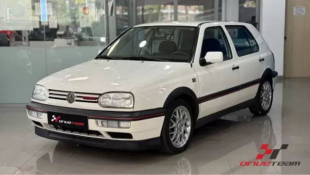 VOLKSWAGEN GOLF GTI