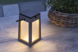LES JARDINS - Lampe solaire Tecka - 300 lumens LES JARDINS - Lampe solaire Tecka - 300 lumens