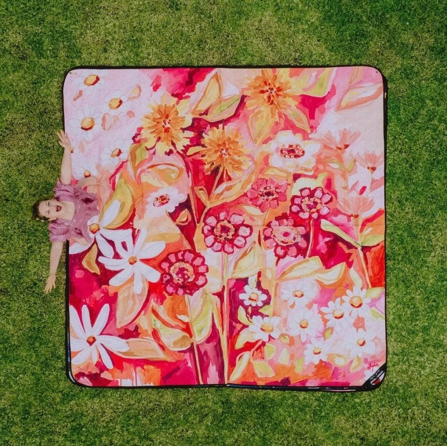 Zinnia Really Big Picnic Rug and Backpack Set Zinnia Really Big Picnic Rug and Backpack Set