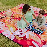 Zinnia Really Big Picnic Rug and Backpack Set Zinnia Really Big Picnic Rug and Backpack Set