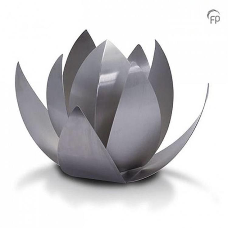 Urn 'Lotus' Urn 'Lotus'